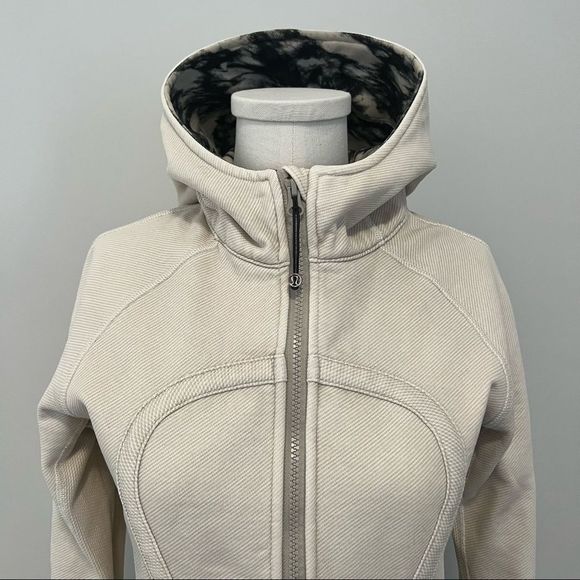 Lululemon Scuba Hoodie II Cream Angel Wing Mojave Tan - Picture 6 of 16